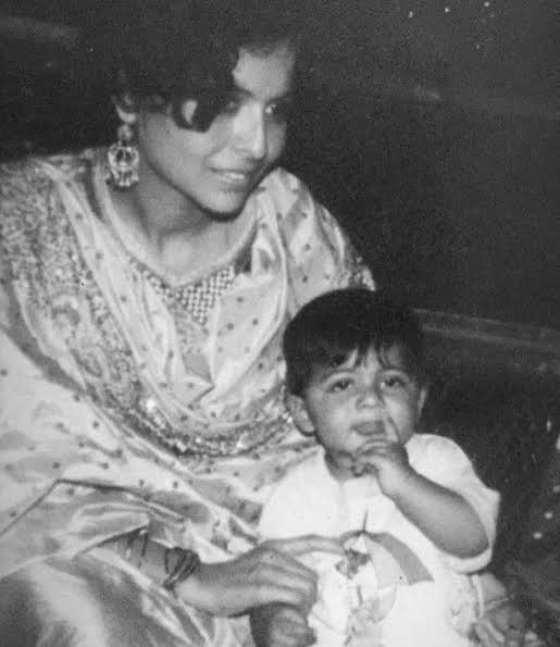 Sheezan Mohammed Khan Childhood Photo With his mother